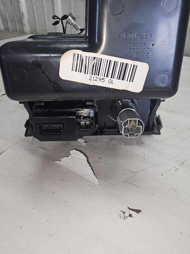 11 12 13 14 15 FORD EXPLORER Cup Holder