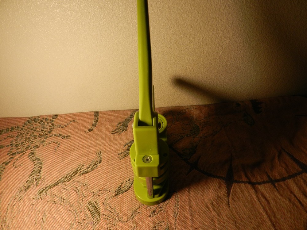 Green Button Maker Machine Press -Machine Only (2in Buttons)