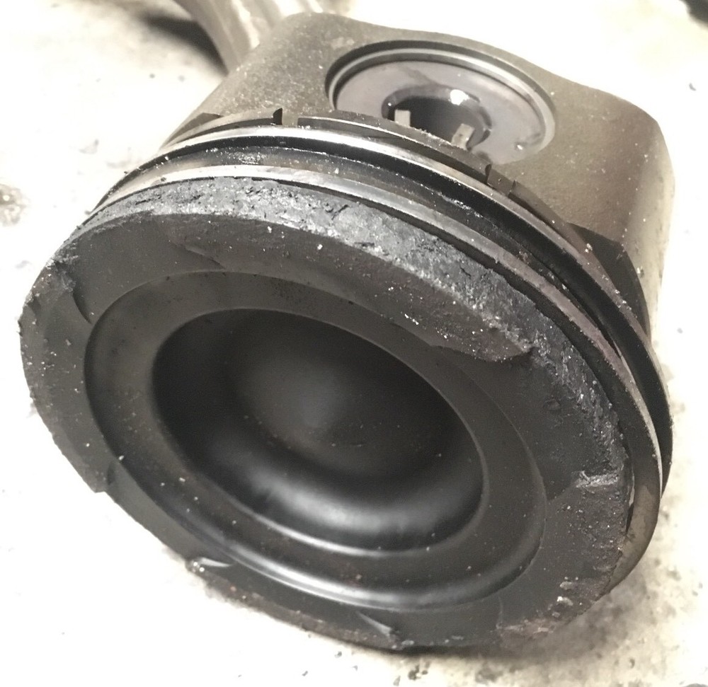 MAXXFORCE 13 ENGINE PISTON & CONNECTING ROD INTERNATIONAL 5870E00