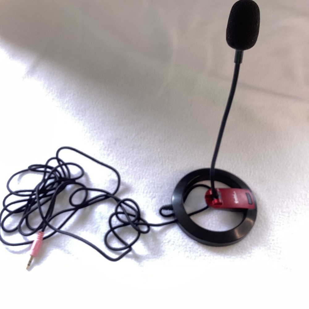Connectland desktop boom computer microphone used/good