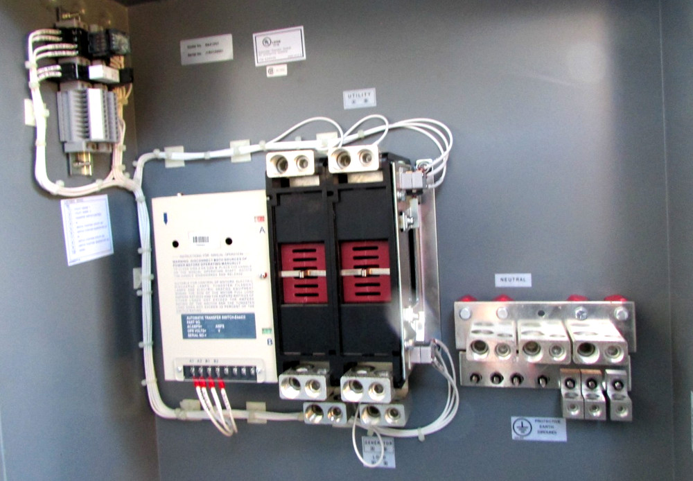 Cummins 400 Amp Automatic Transfer Switch - RA412N3