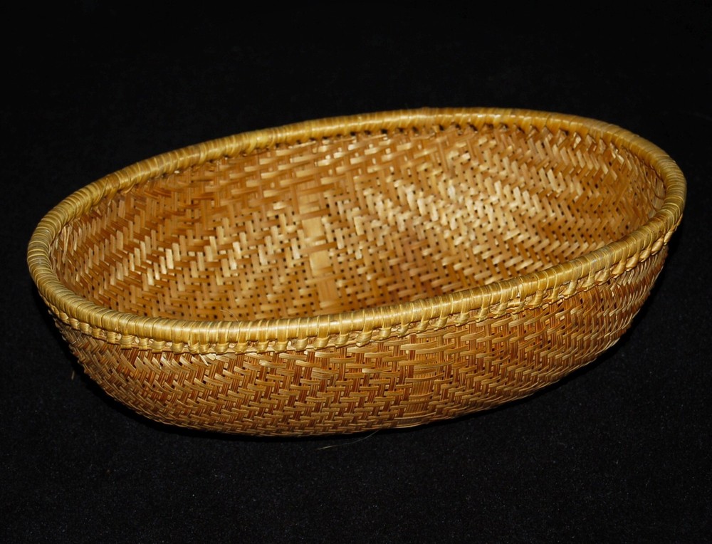 VINTAGE Large and Medium Fruit Bread Baskets