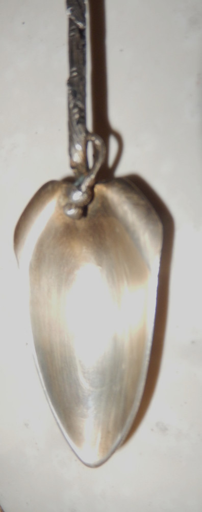 Souvenir grapefruit Spoon Silver Antique Thistle 18.1 g