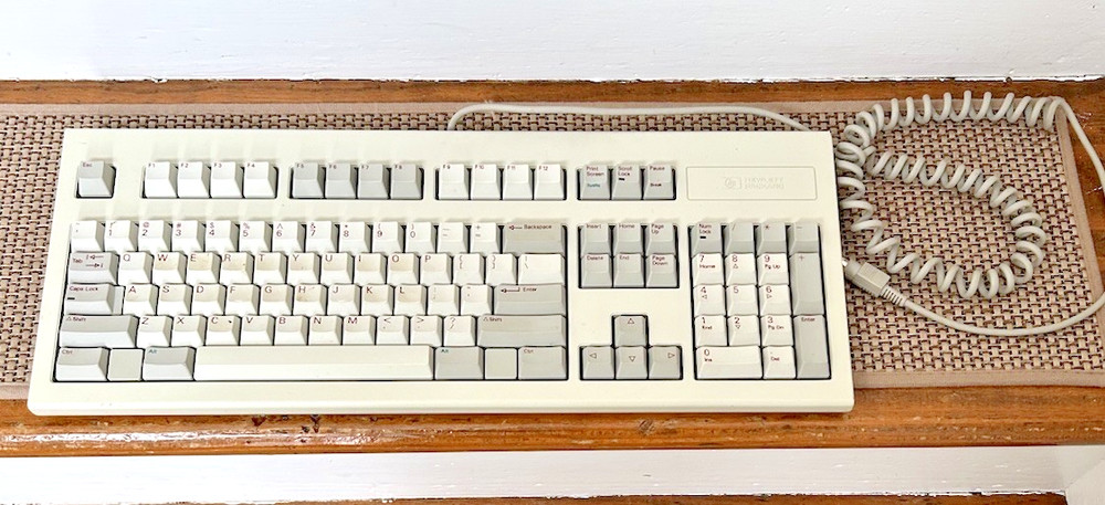 Vintage Hewlett Packard HP C1405B #ABA Computer Keyboard Red Letters