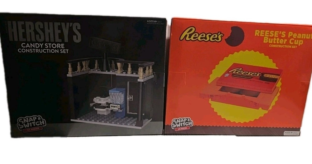 Hershey’s & Reese’s Candy Store Construction Set Lot - Snap & Switch NEW