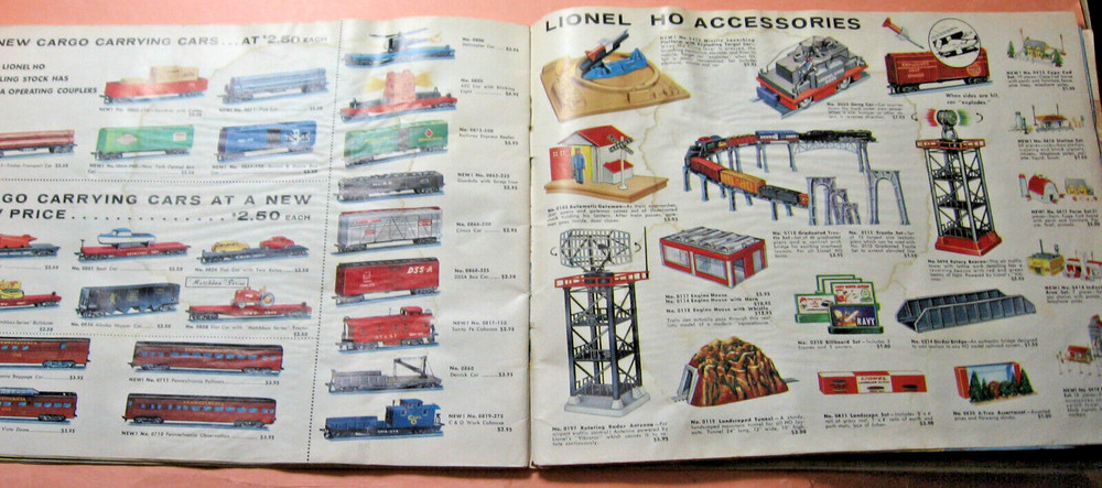 1960 Lionel Model Railroading Catalog (No. 1)