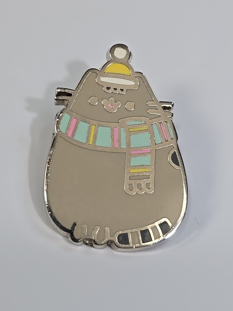 Gray Fat Cat With Scarf Lapel Pin