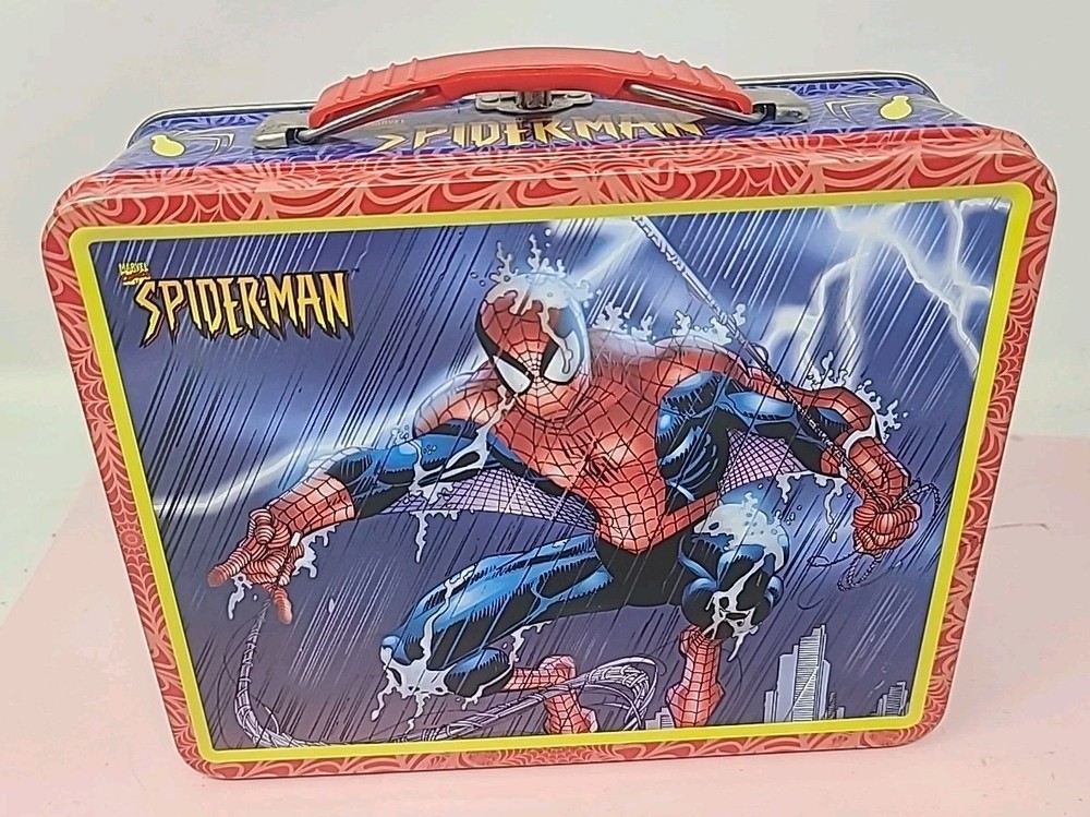 Spiderman 3D Embossed Metal Lunchbox 2000 Marvel Comics