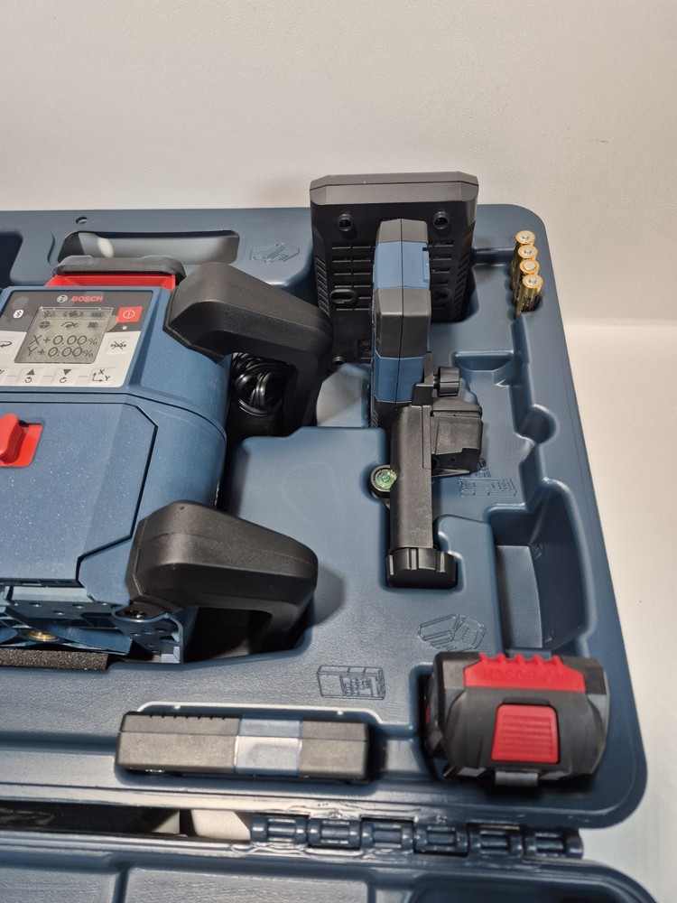 Bosch GRL4000-80CHV 18V REVOLVE4000 Connected Self-Leveling Horizontal/Vertical