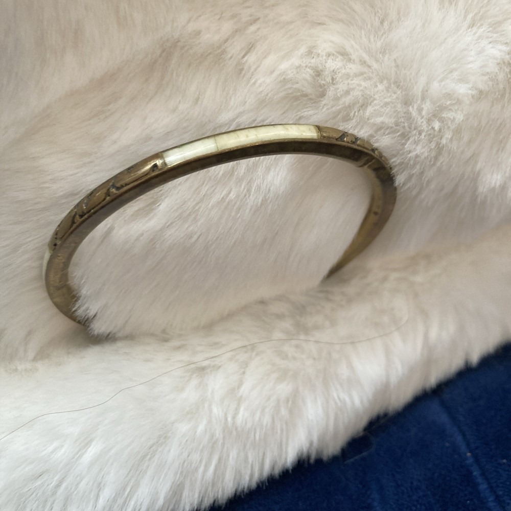 Vintage Brass bangle