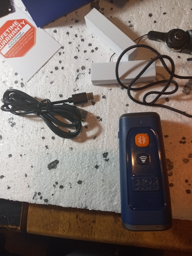 Stop Woofer Ultrasonic Dog Trainer