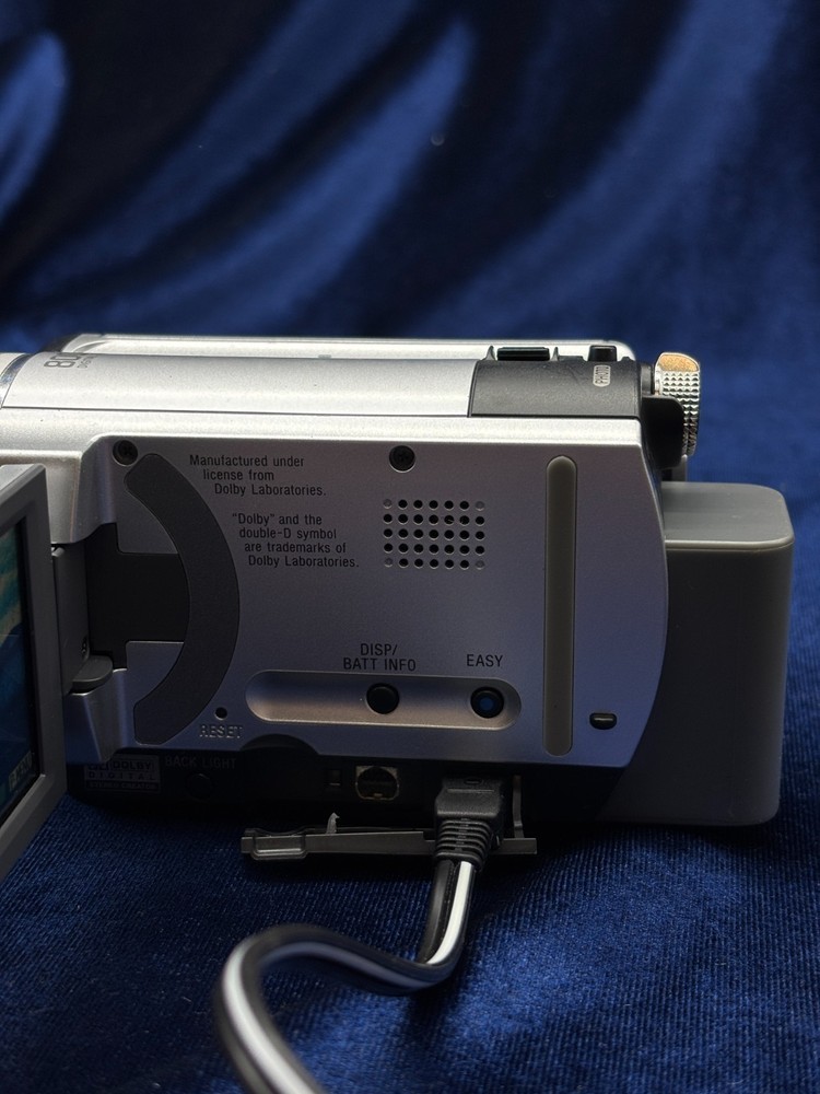 Sony Handycam DCR-SR40 /Camera Only/ Works