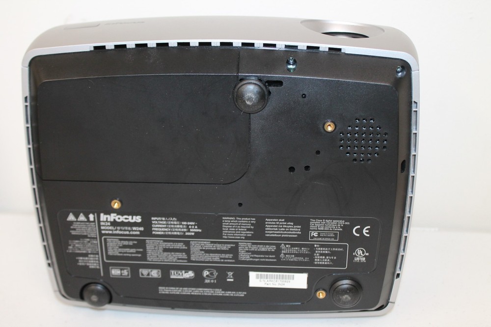 InFocus W240 DLP Projector