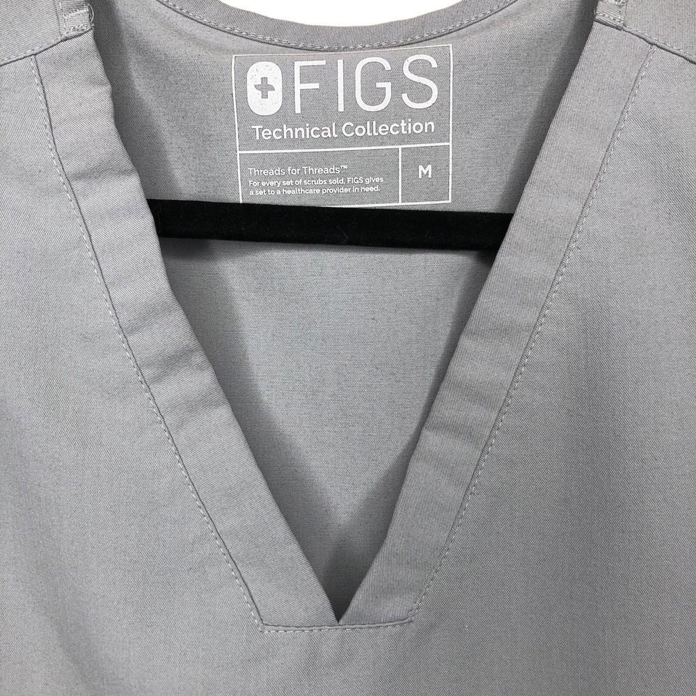 FIGS Technical Collection Casma Scrub Top Women’s Size Medium Gray Comfort