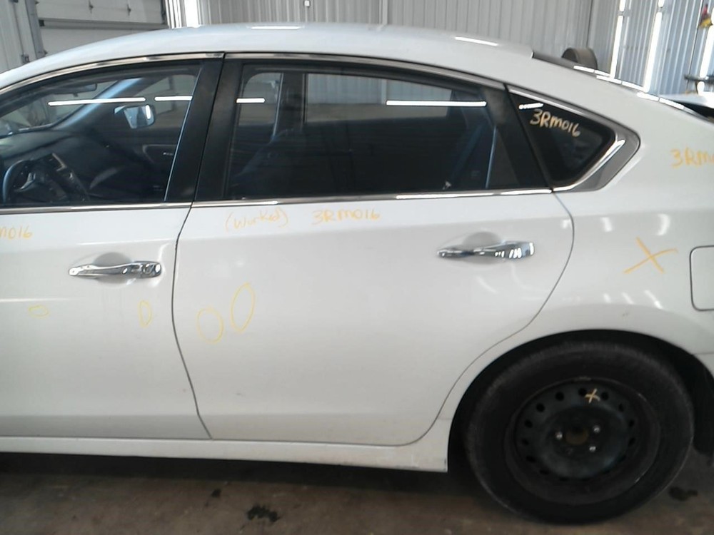 ALTIMA 2017 Fuse Box Cabin 104952603