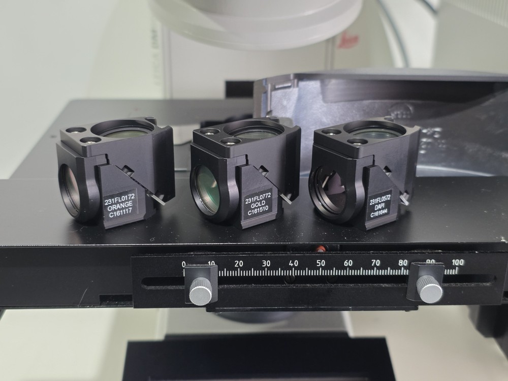 Leica DM6000 B Fluorescence Microscope DM6000B