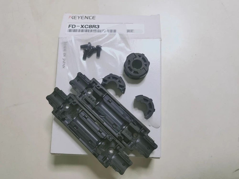 1PCS NEW Keyence FD-XC8R3 Sensor bracket