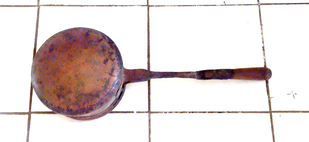 Antique Long Handle Copper Bed Warmer