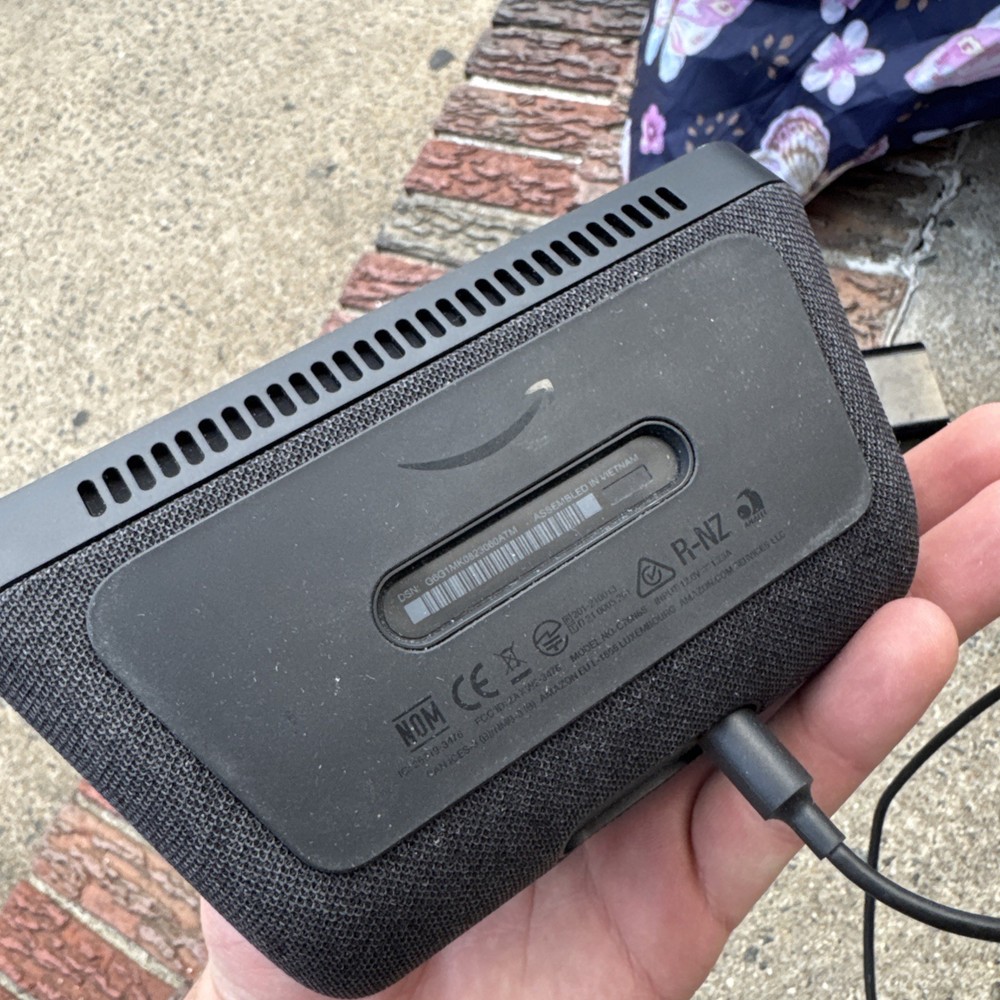 Genuine Original Amazon Echo Show