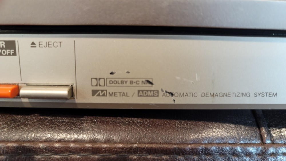 Aiwa AD 3700U Cassette Deck