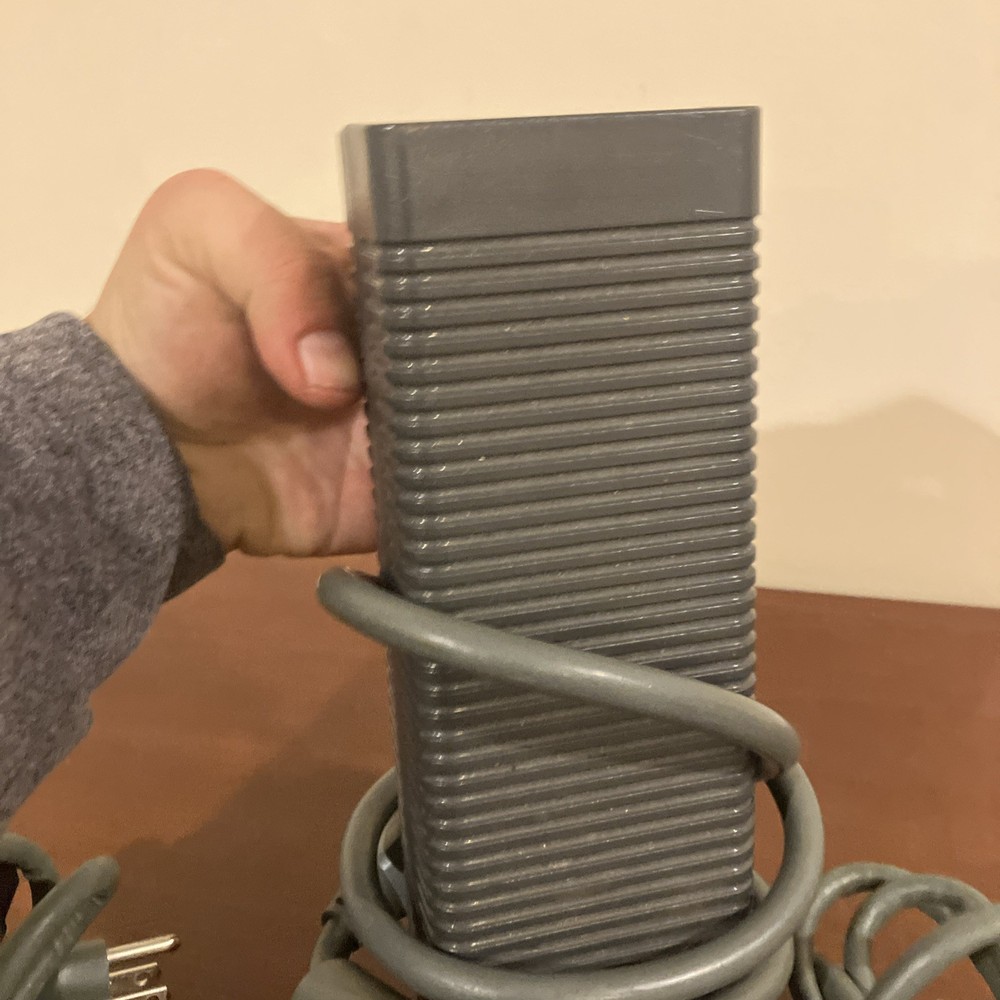 OEM Microsoft Xbox 360 Replacement AC Adapter/Power Supply A/V Cables Component