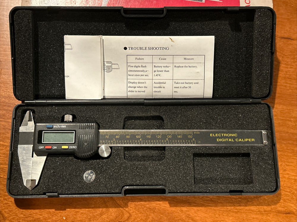 CEN-TECH 6" Electronic Digital Caliper Item 47257 with case, box, & instructions