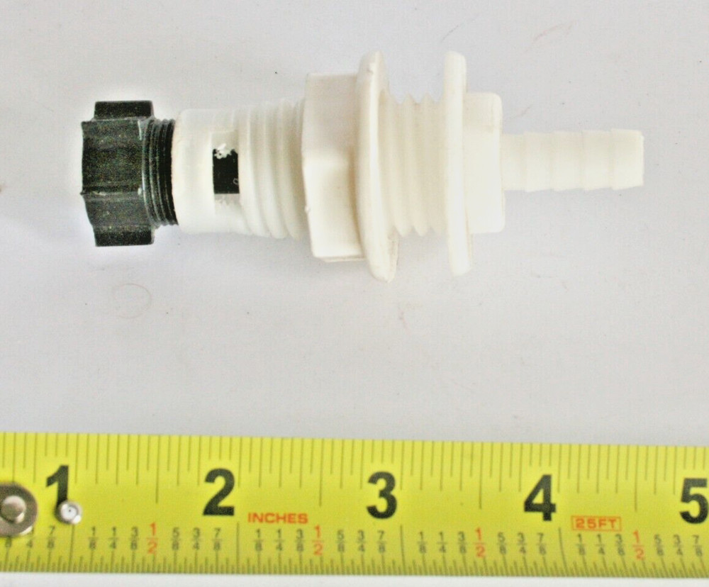 Aerator Spray Head 3/8" hose Live well Bait well Straight Plastic Boat Fishing