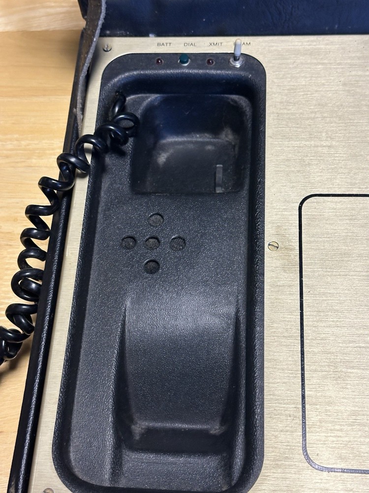 Integrated Systems Technology TEL-COM 150A Mobile Briefcase Rotary Telephone 420