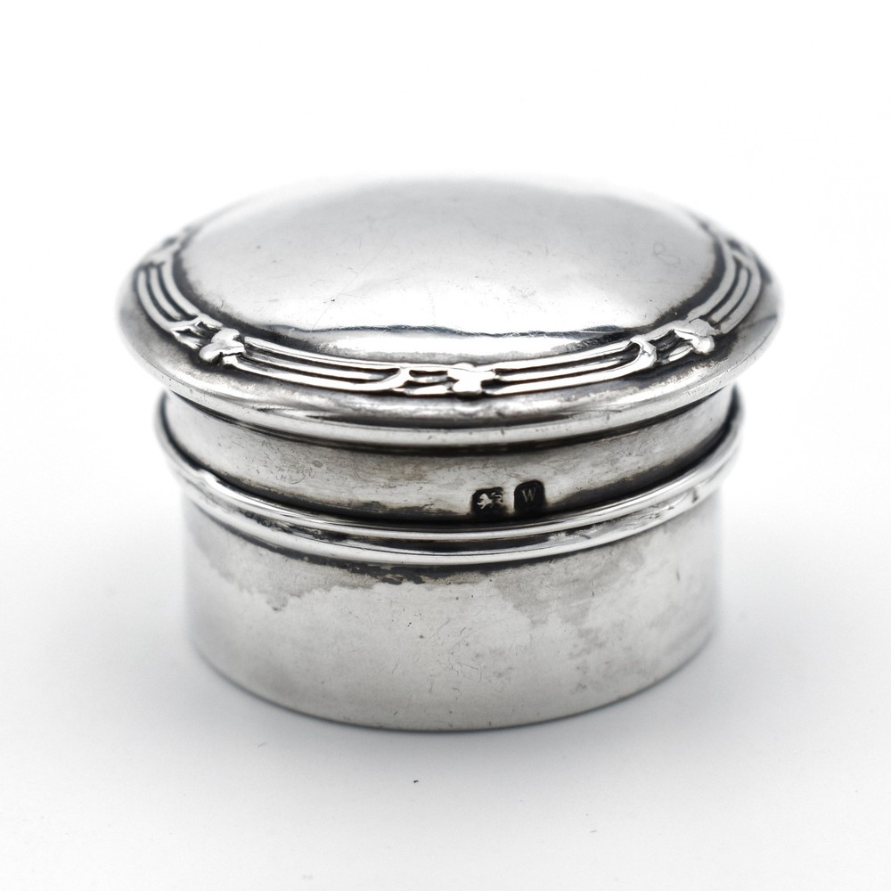 Antique Solid Silver Pill Pot Snuff Box Powder Pot 1921