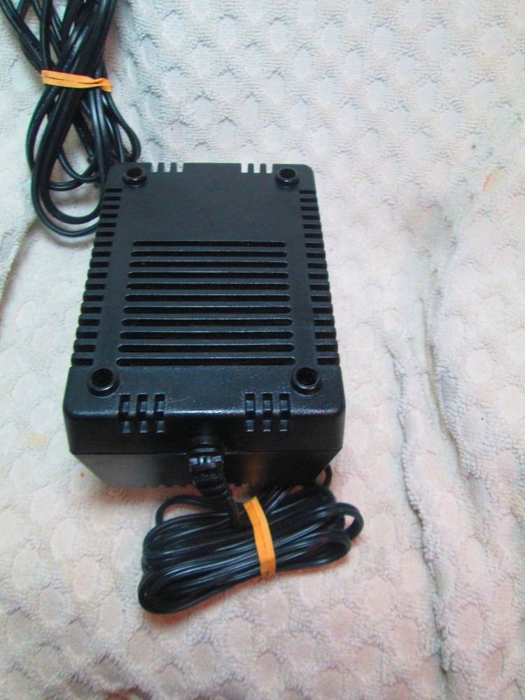 Lionel AC1803000 O Hobby Train Transformer 77W