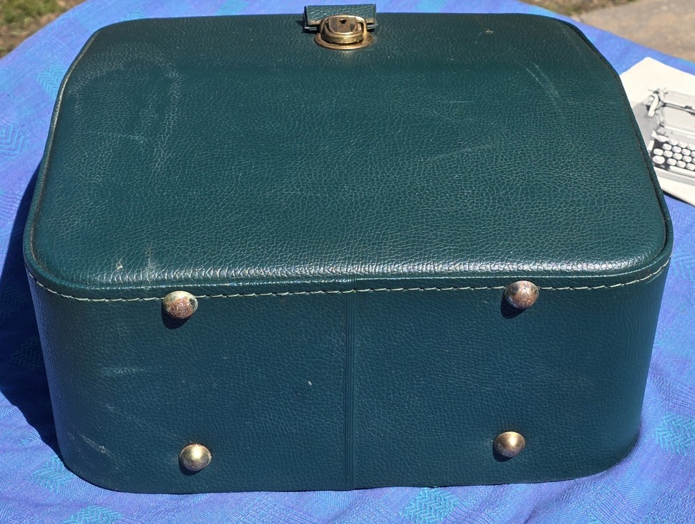 Hermes 2000 Typewriter 1959 Green + Case Manual Brush READ