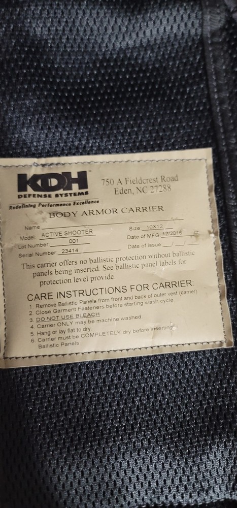 KDH Defense Systems Body Armor Plate Carrier (Second Chance Vest) (size Medium)