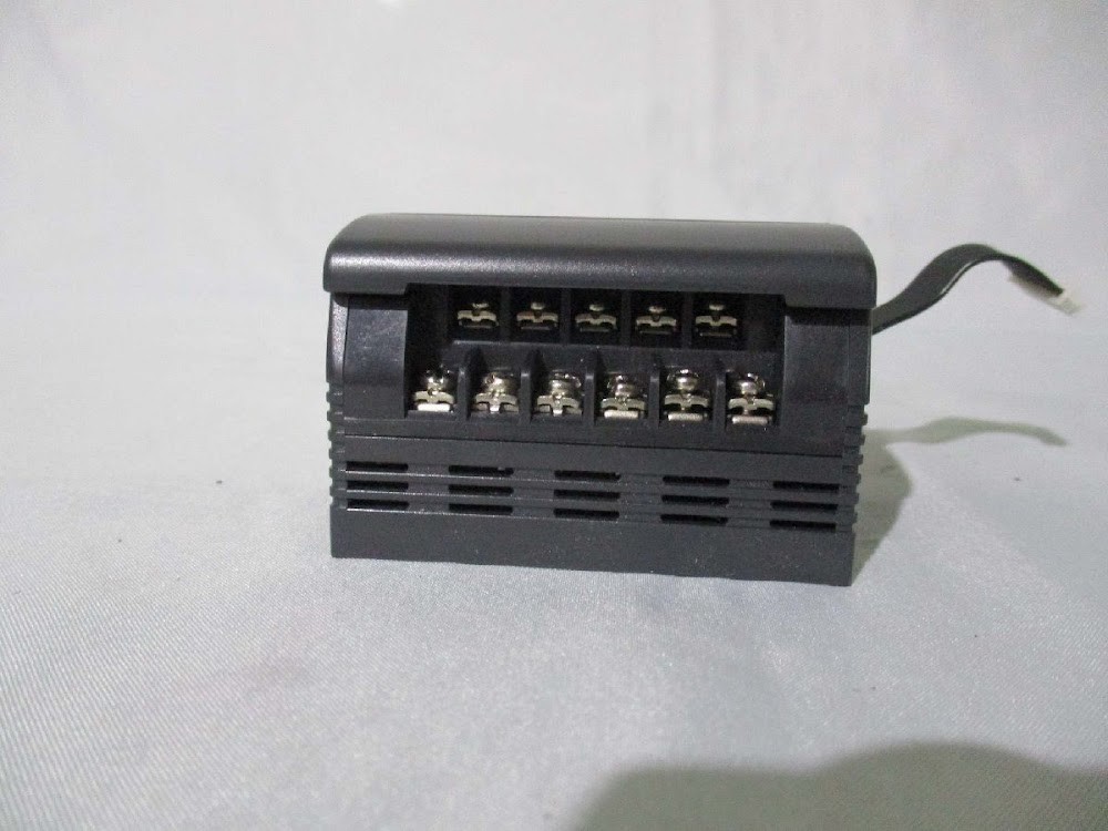 KEYENCE KV-E16X PLC with Built-in Display Function USED