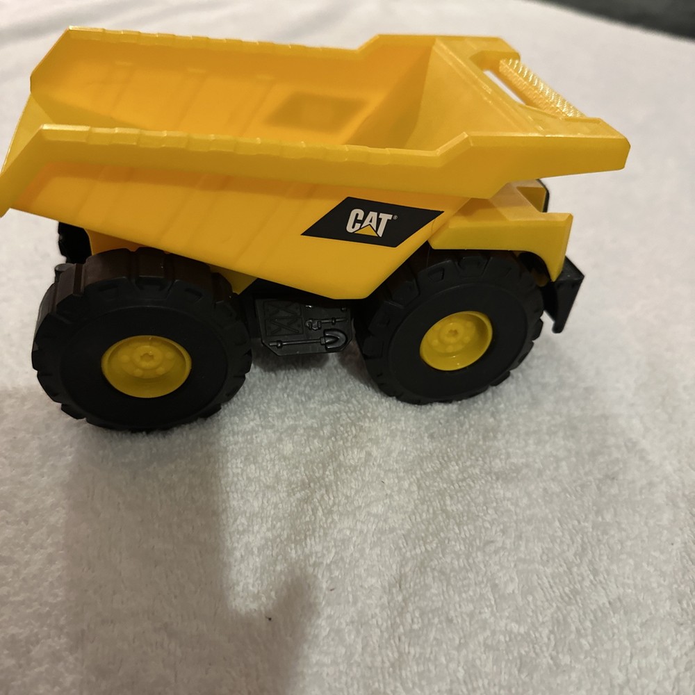 CAT Caterpillar Dump Truck 7” Yellow & Black Construction Plus Front End Loader