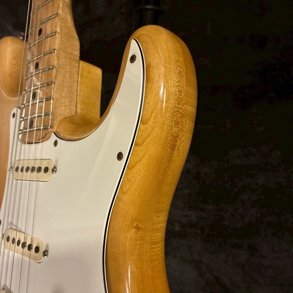 Fernandes BURNY CUSTOM ST Natural【4.35㎏】