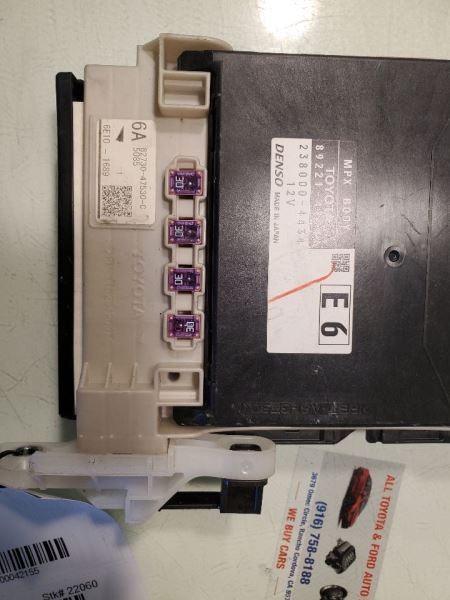 PRIUS 2016 Fuse Box Cabin 42155