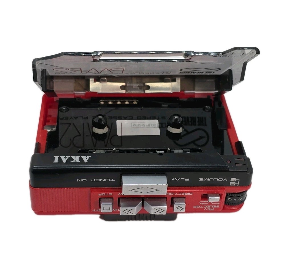 AKAI PM-R2 Rare Personal Cassette Player *READ DESCRIPTION*