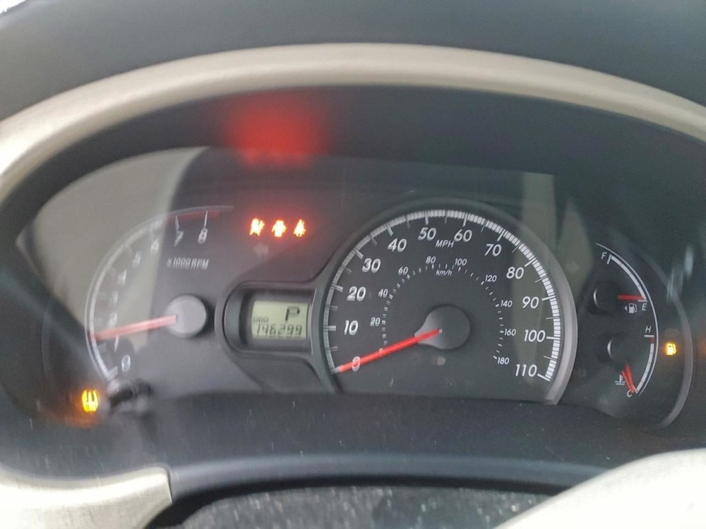 SIENNA 2013 Glove Box 4951419