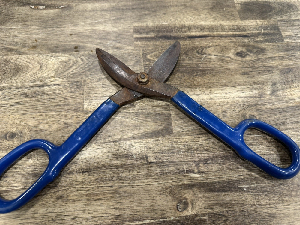 2 Wiss Tin Snips