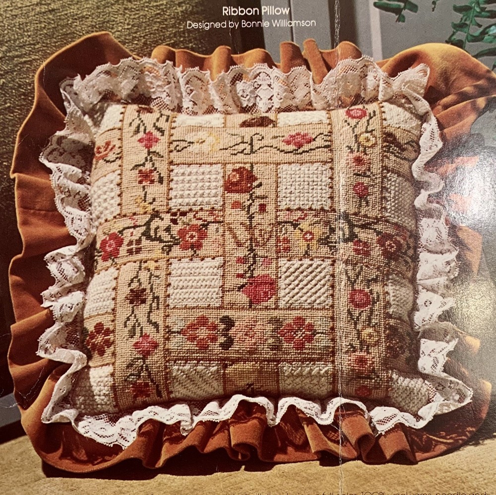 Needlepoint Ribbon Pillow Pattern Vintage Creative Circle #428