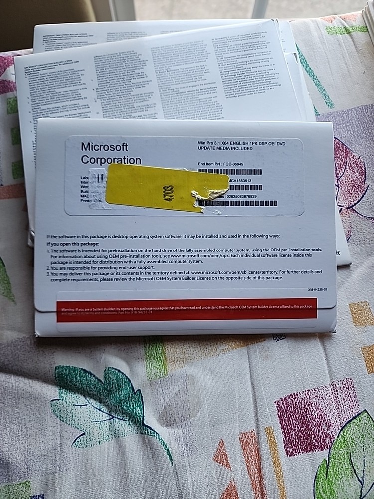 Microsoft Windows 8.1 64 Bit Update Media Included