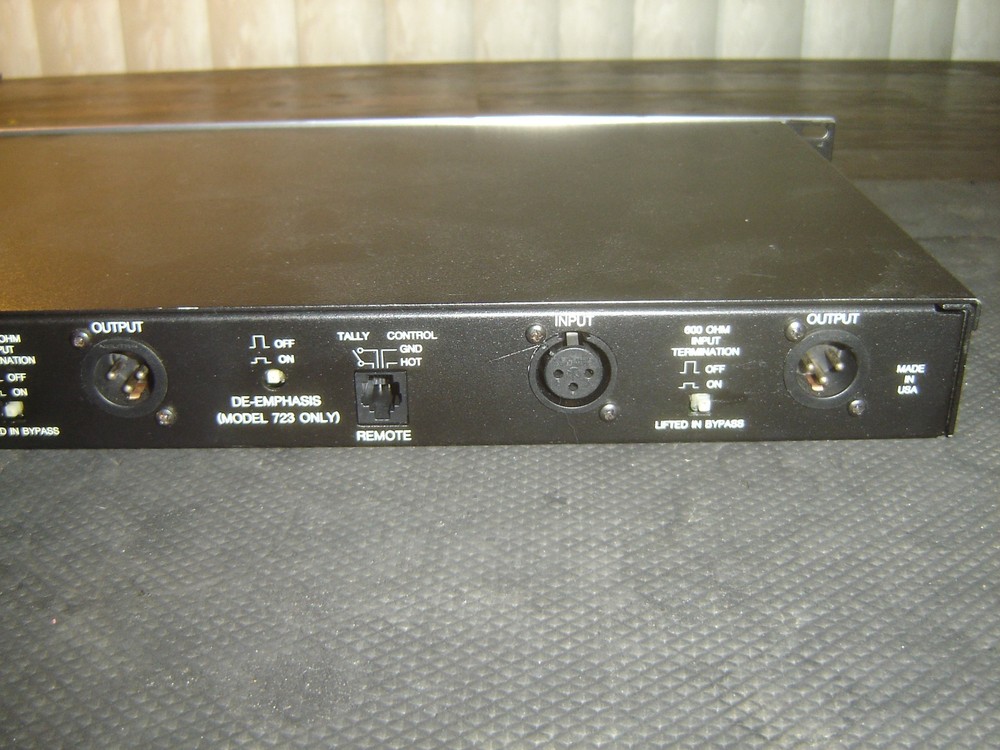 Aphex 723, Precision Multiband Peak Limiter, Vintage Rack