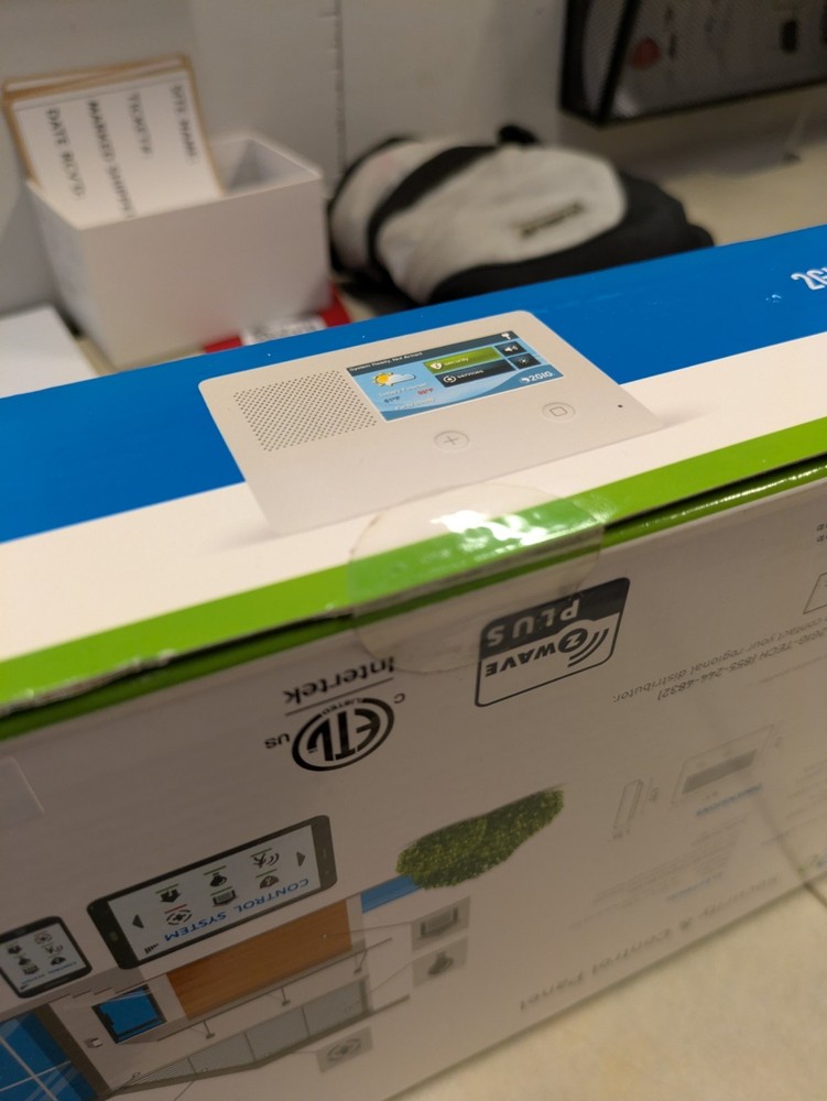 New 2GIG-GC2e-345 SECURITY SYSTEM CONTROL PANEL Zwave Plus Controller V1.21