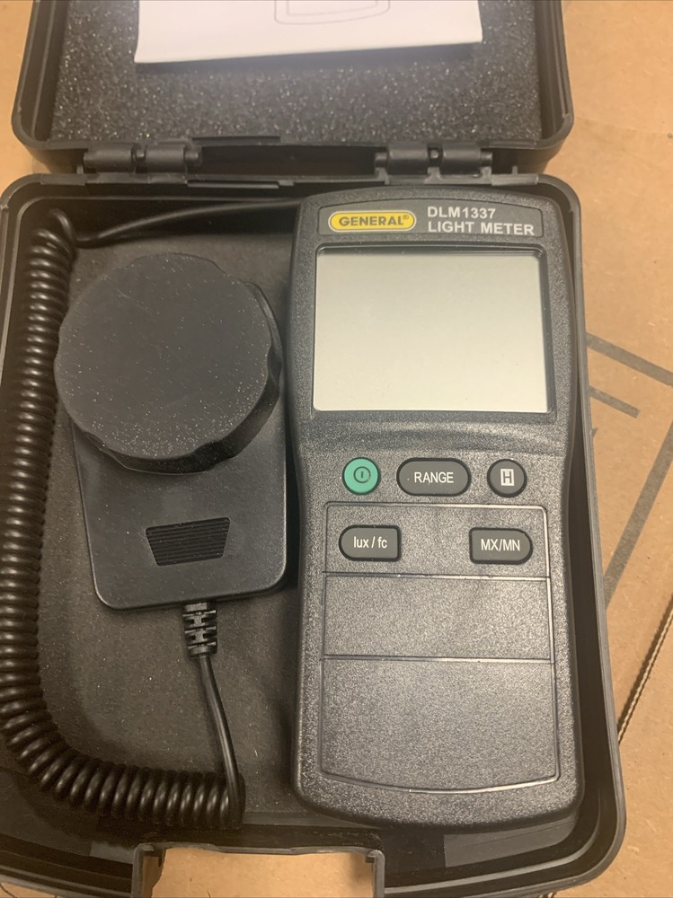 General Tools DLM1337 Jumbo Display Digital Light Meter - Wide Range