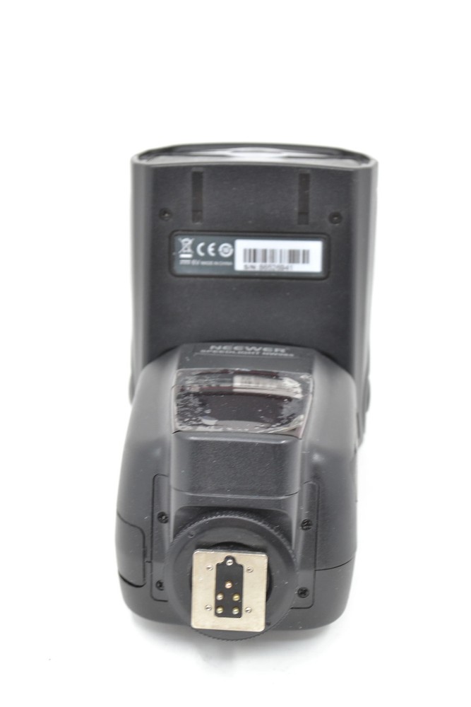 Used Neewer Speedlight NW985 Flash