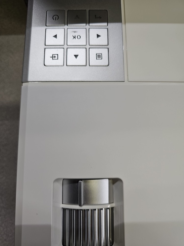 JIFAR Projector LED-portable Wired - Tested