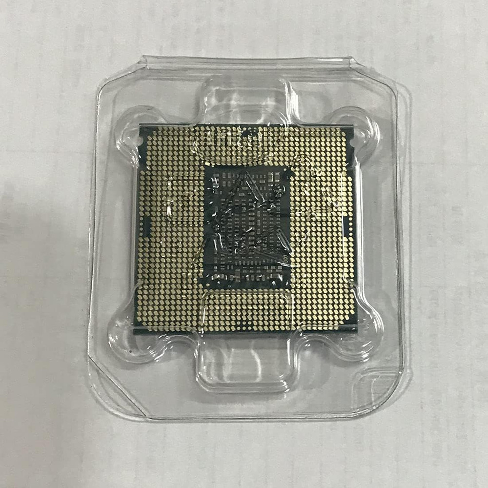 14Pc Universal CPU Protection Box 5.5x6.5cm Computer CPU Tray Case