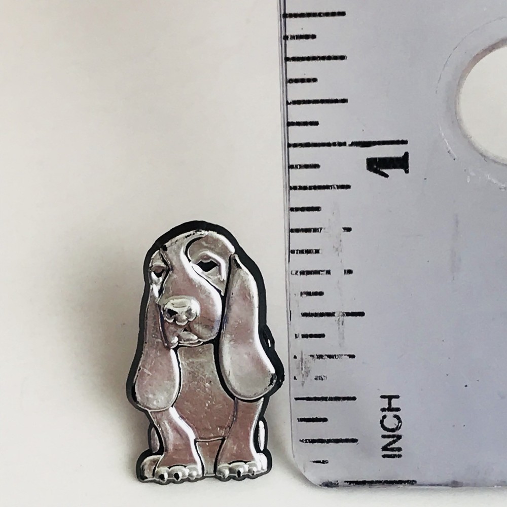 Hound Dog Lapel Pin Silver Plastic Puppy