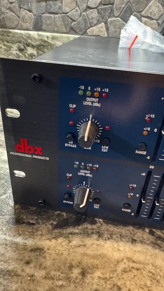 DBX 1231 Series Graphic Equalizer