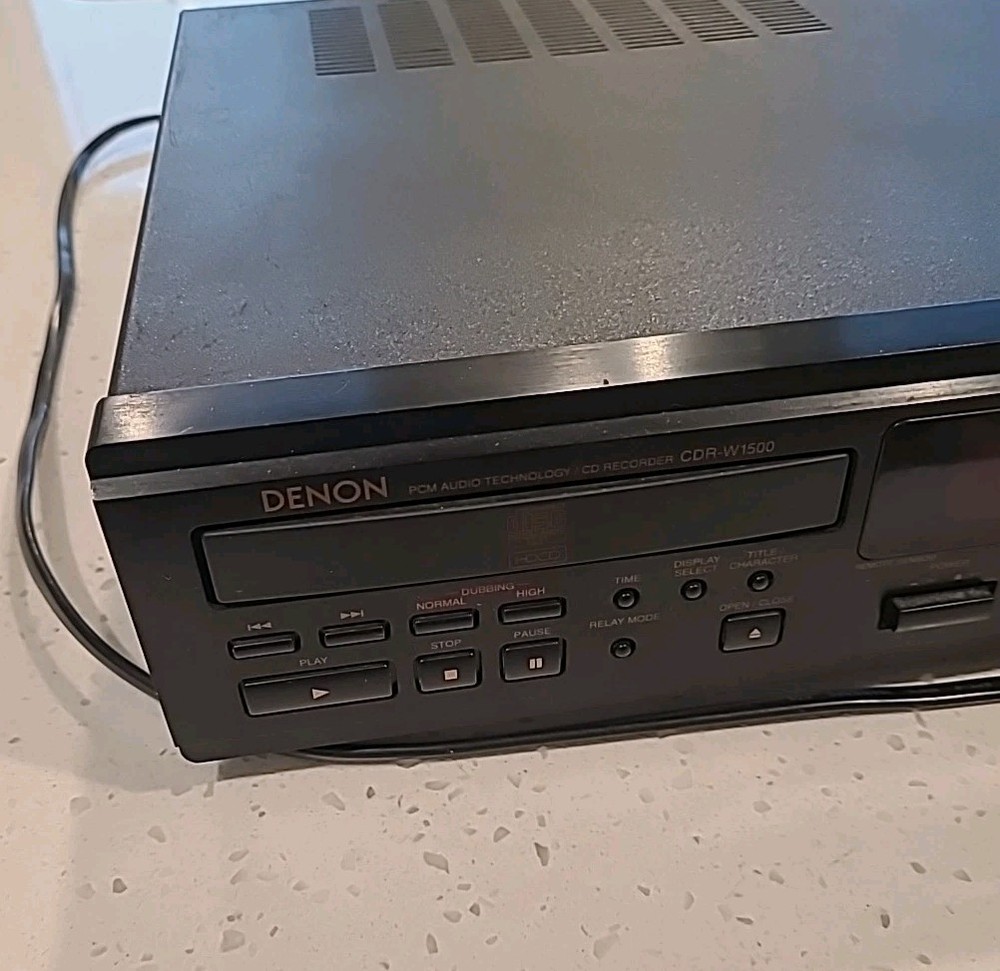 Denon PCM Audio Technology/ CD Recorder CDR-W1500